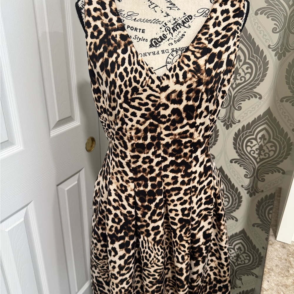 Vince Camuto Black and Brown Fit and Flare Midi Dress with pockets!